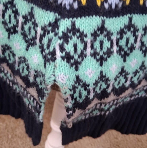 New York & Co. Patterned Sweater With A Mock Neckĺ - Picture 10 of 11